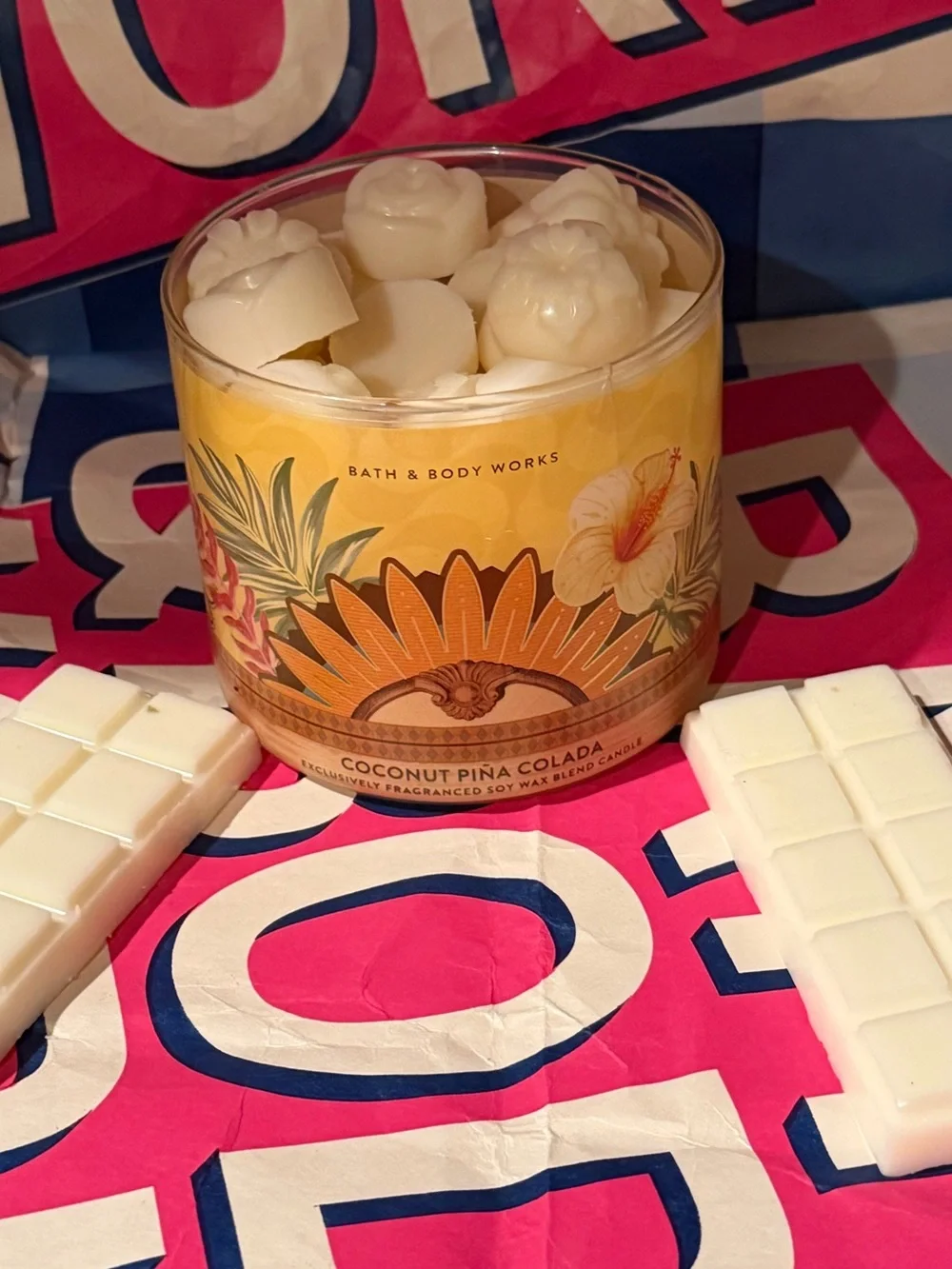 Bath & Body Works Coconut Piña Colada Wax Melts - Picture 3 of 3